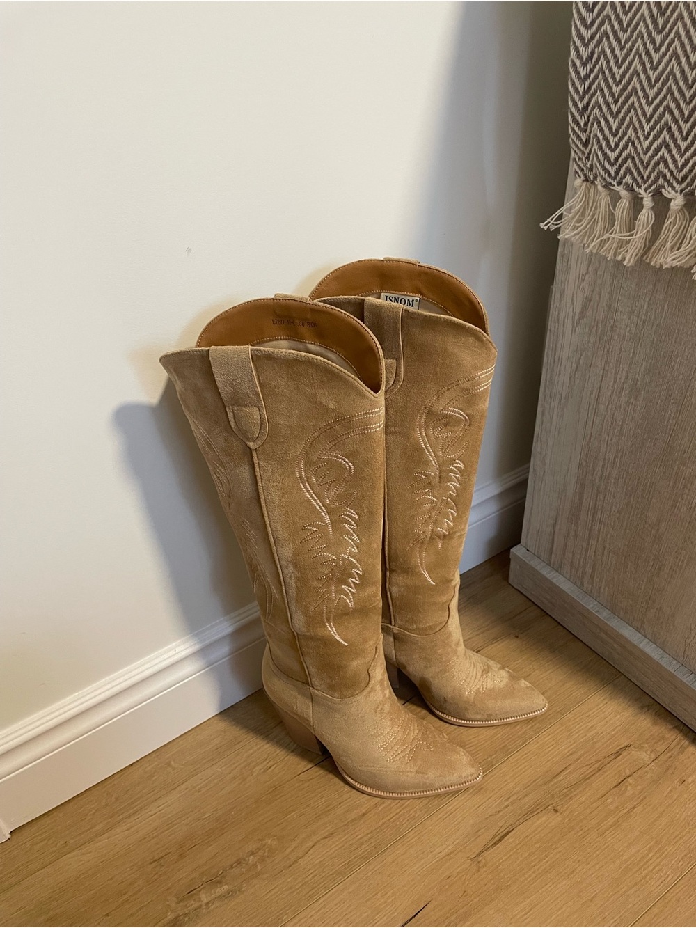 Tan Suede Western Knee-High Heeled cowboy Boots